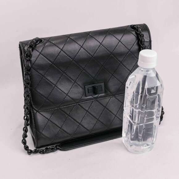 Authentic CHANEL 2.55 Vintage Black Quilted Leather 2.55 handbag - Picture 3 of 15